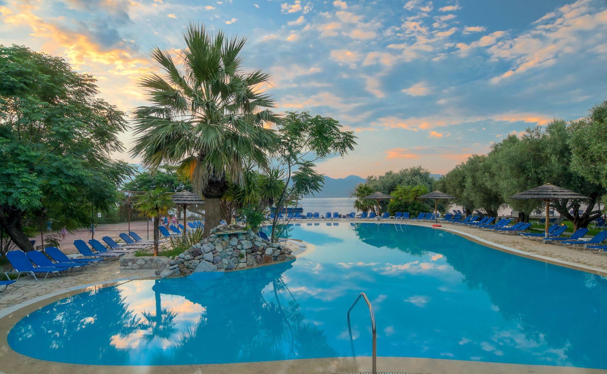 Florida Blue Bay Resort & Spa 프사토피르고스 외부 사진